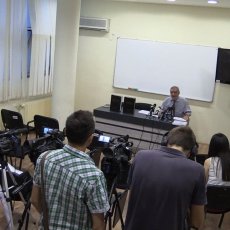 Sa velikim interesovanjem praćena konferencija za štampu 15. jula 2016., kad je lokalna vlast prvi put pokazala da neće ozbiljno razmotriti Građansku inicijativu.